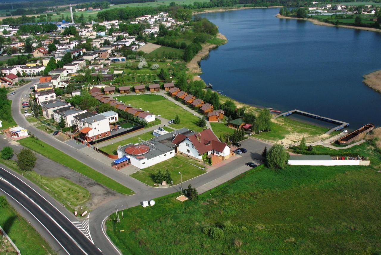 Ab Domki Caloroczne Nad Jeziorem Steszew Exterior photo